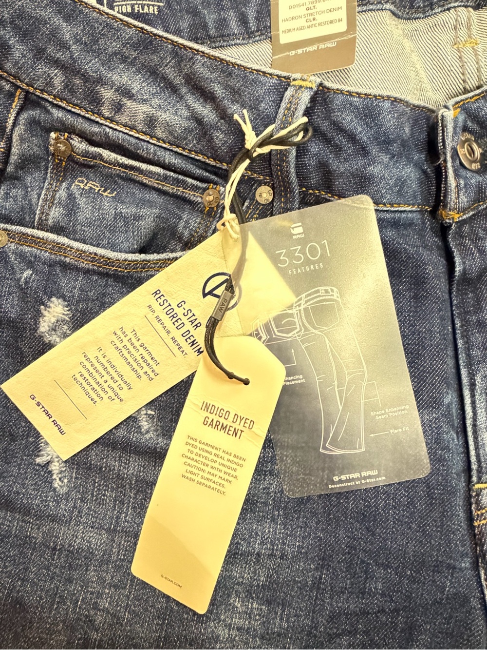 G-Star RAW women’s 3301 high flare
Size 31 inseam 34”
Medium aged antic 
B318